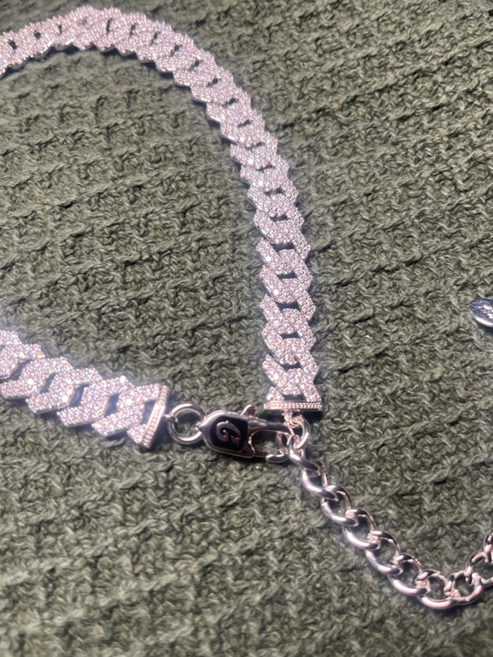 GLD iced out Cuban chain choker - Picture 9 of 10